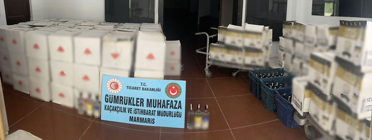 Bodrum\'da yapılan operasyonda 2 bin 199 şişe sahte içkiye el konuldu