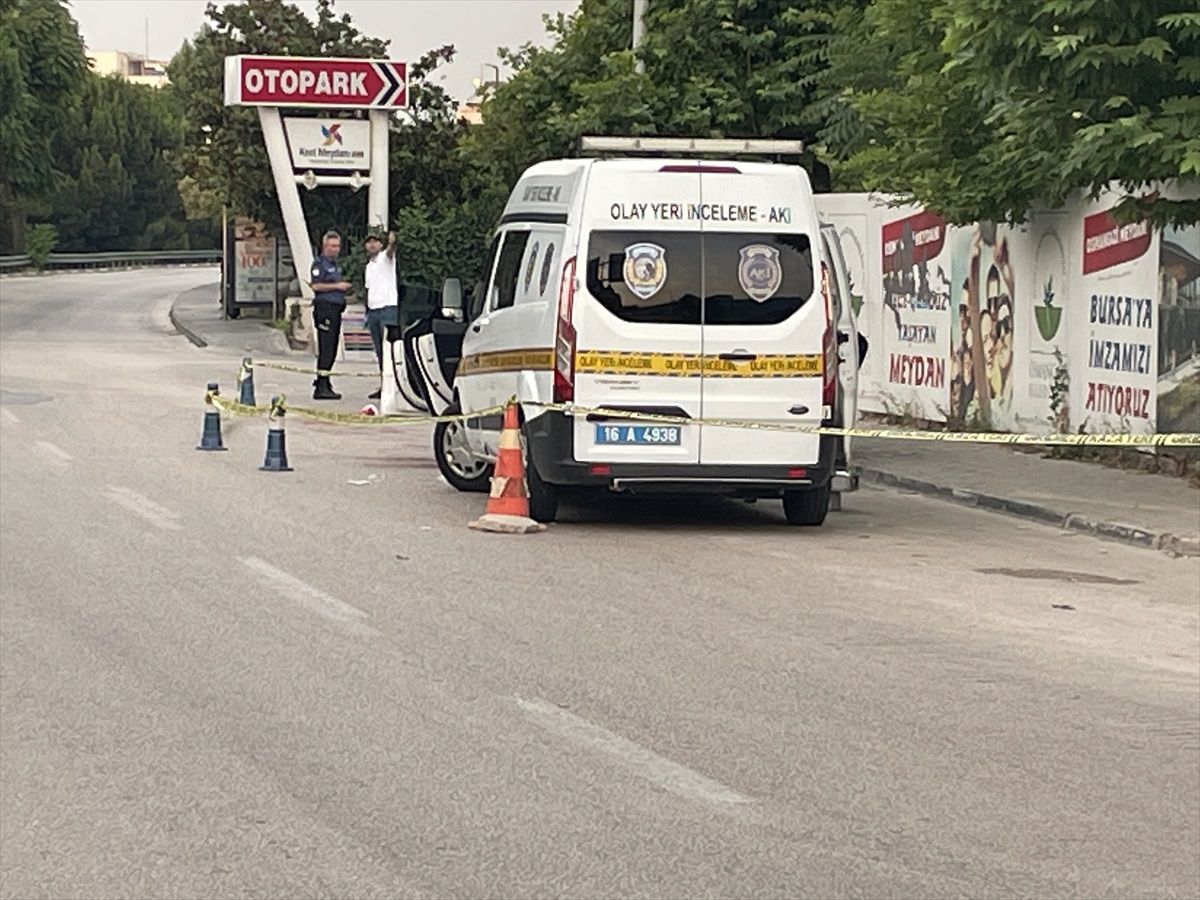 Bursa\'da Arkadaşı Tarafından Bıçaklanan Kişi Hayatını Kaybetti