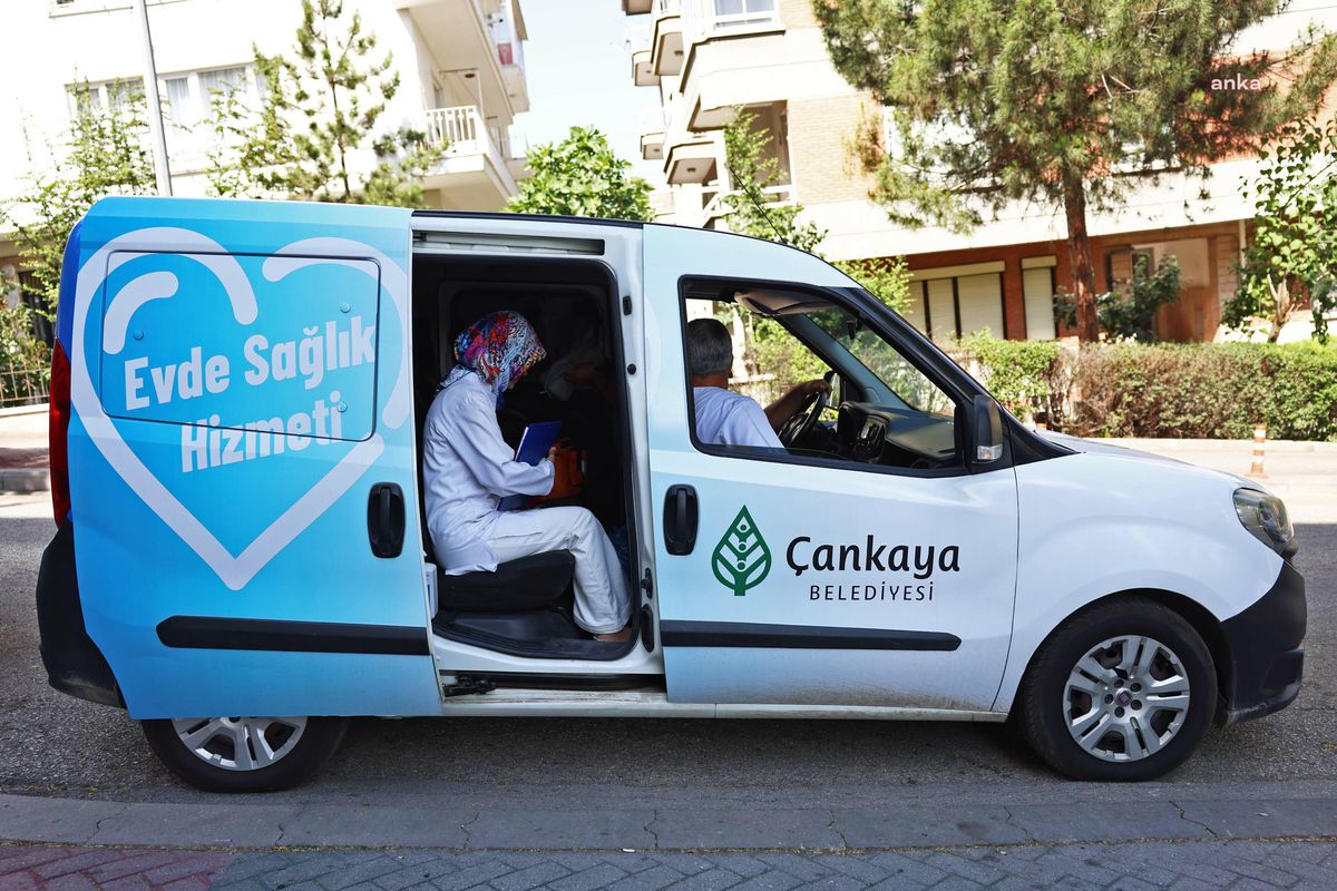 Çankaya Belediyesi Evde Sağlık Birimi Hizmetlerini Vatandaşlara Ulaştırıyor