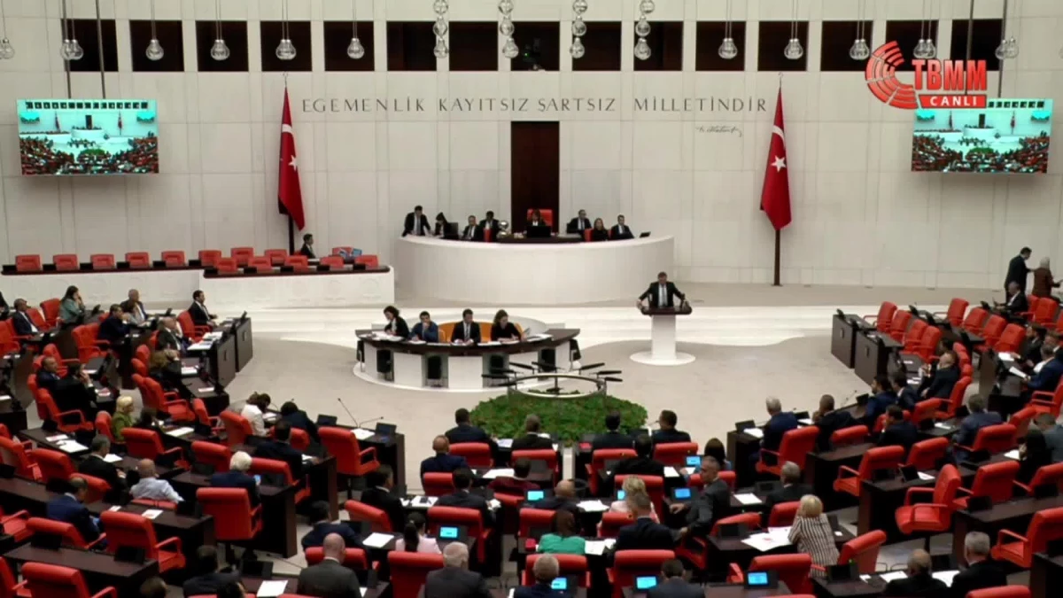 İyi Parti\'nin Sığınmacılardan Kaynaklanan Asayiş Sorunlarının Araştırılması Önerisi TBMM\'de AKP ve MHP\'li Milletvekillerinin Oylarıyla Reddedildi