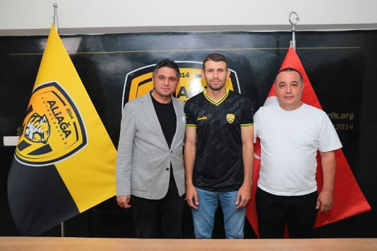 Aliağa Futbol Kulübü, Sinan Akgöl ve Seçim Can Koç\'u kadrosuna dahil etti