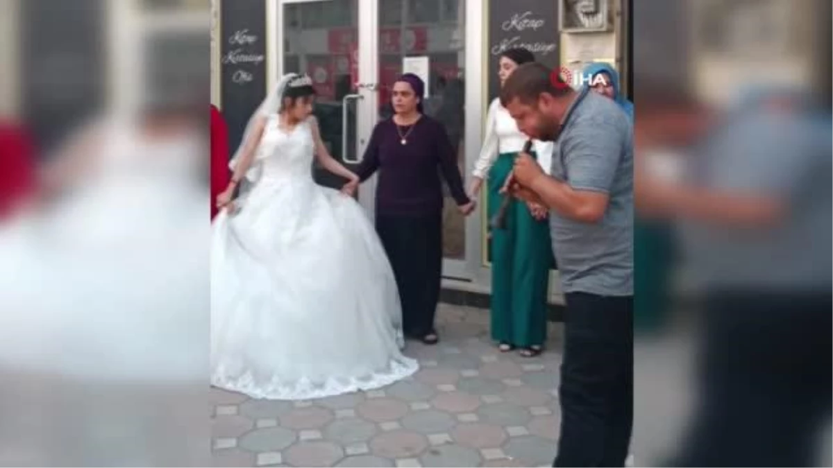 Baba, kızı için damatsız düğün yaptı