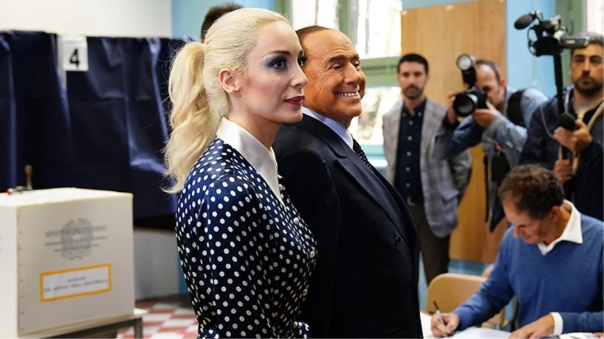 Eski İtalya Başbakanı Silvio Berlusconi\'nin vasiyeti açıklandı