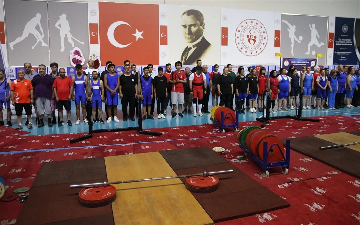 Görme Engelliler Halter Türkiye Şampiyonası Mersin\'de başladı