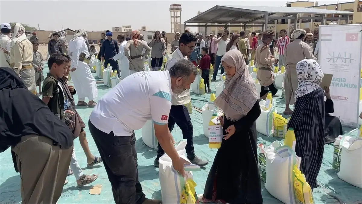 Hak İnsani Yardım Derneği, Yemen\'de 100 Bin Kişiye Temiz Su ve 5 Bin Kişiye Gıda Yardımı Sağladı