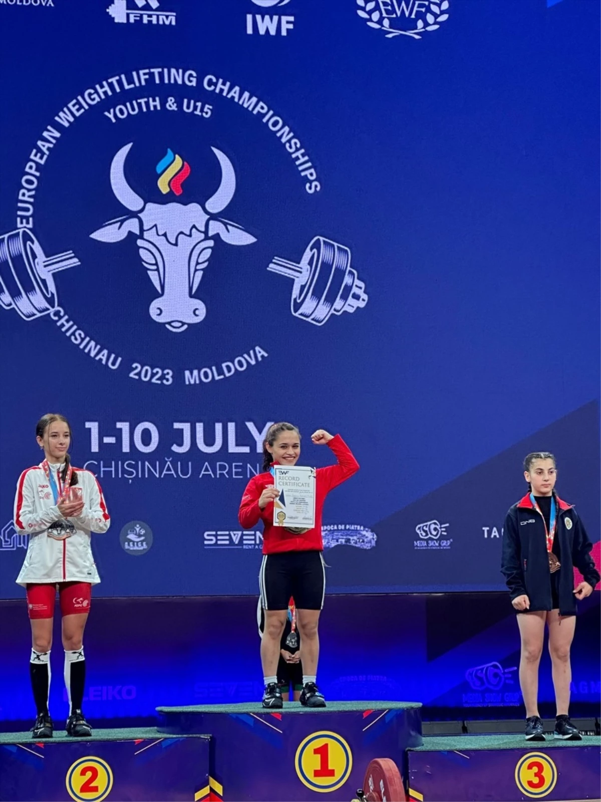 Moldova\'da düzenlenen Avrupa Halter Şampiyonası\'nda Türk sporcular altın madalyalar kazandı