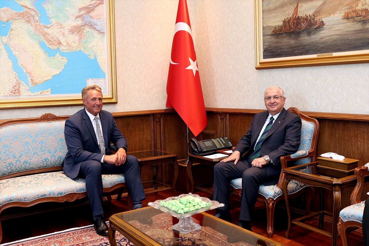 Milli Savunma Bakanı Güler, ABD\'nin Ankara Büyükelçisi Flake\'i kabul etti