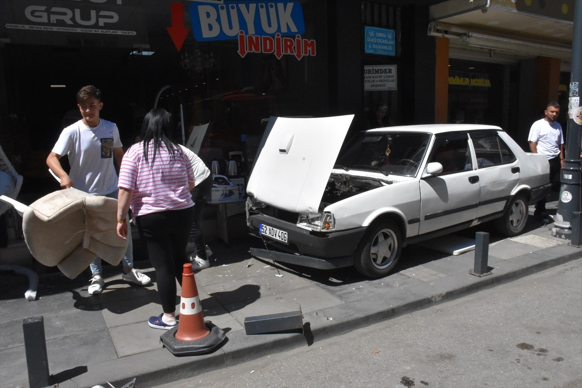 Ordu\'da trafik kazasında 2 kişi yaralandı