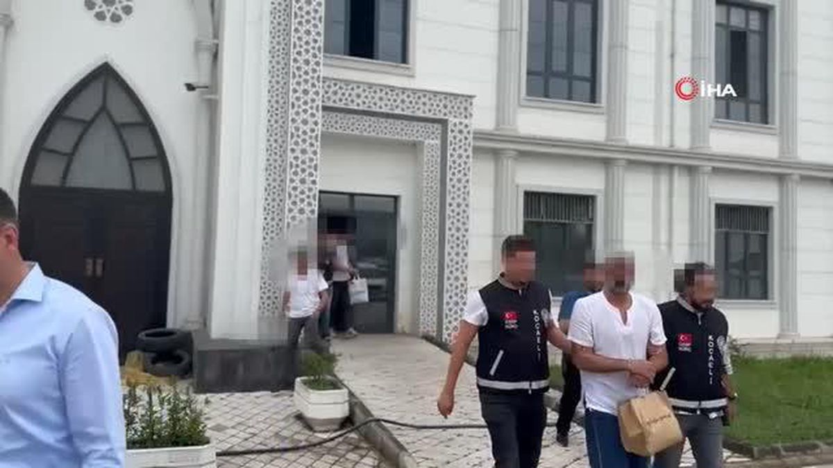 Sopayla saldırıp gasp ettiler: 5 kişi tutuklandı