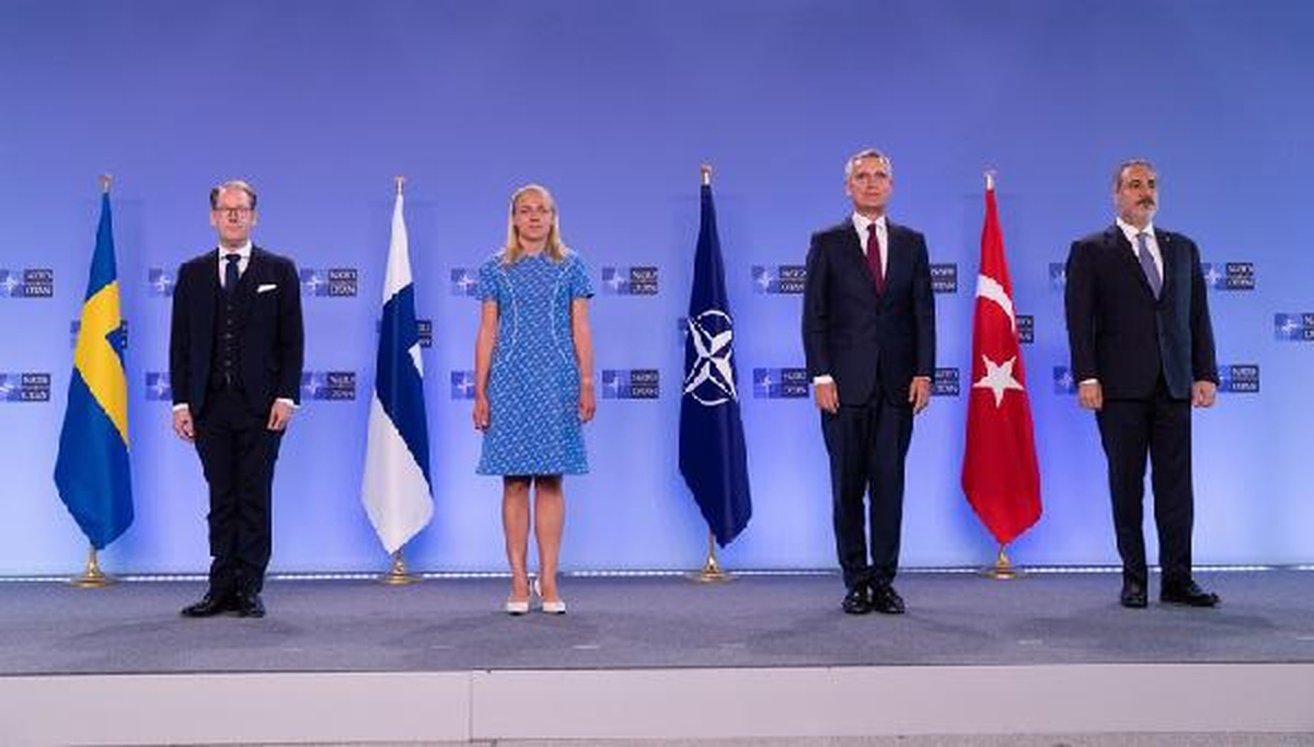 NATO Genel Sekreteri Jens Stoltenberg İsveç\'in NATO Üyeliği Konusunda İlerleme Kaydedildiğini Açıkladı