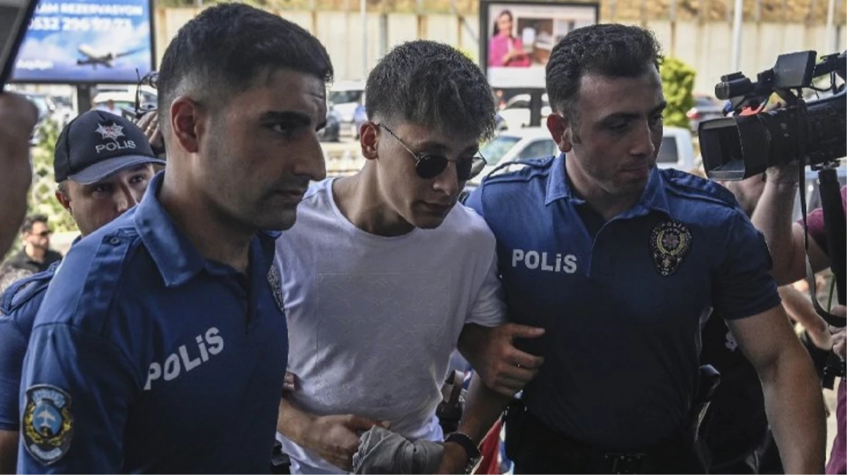 Arda Güler\'i Real Madrid uçağına koluna giren polisler götürdü