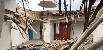Tunceli'de kerpiç evin damı çöktü, bir kişi yaralandı