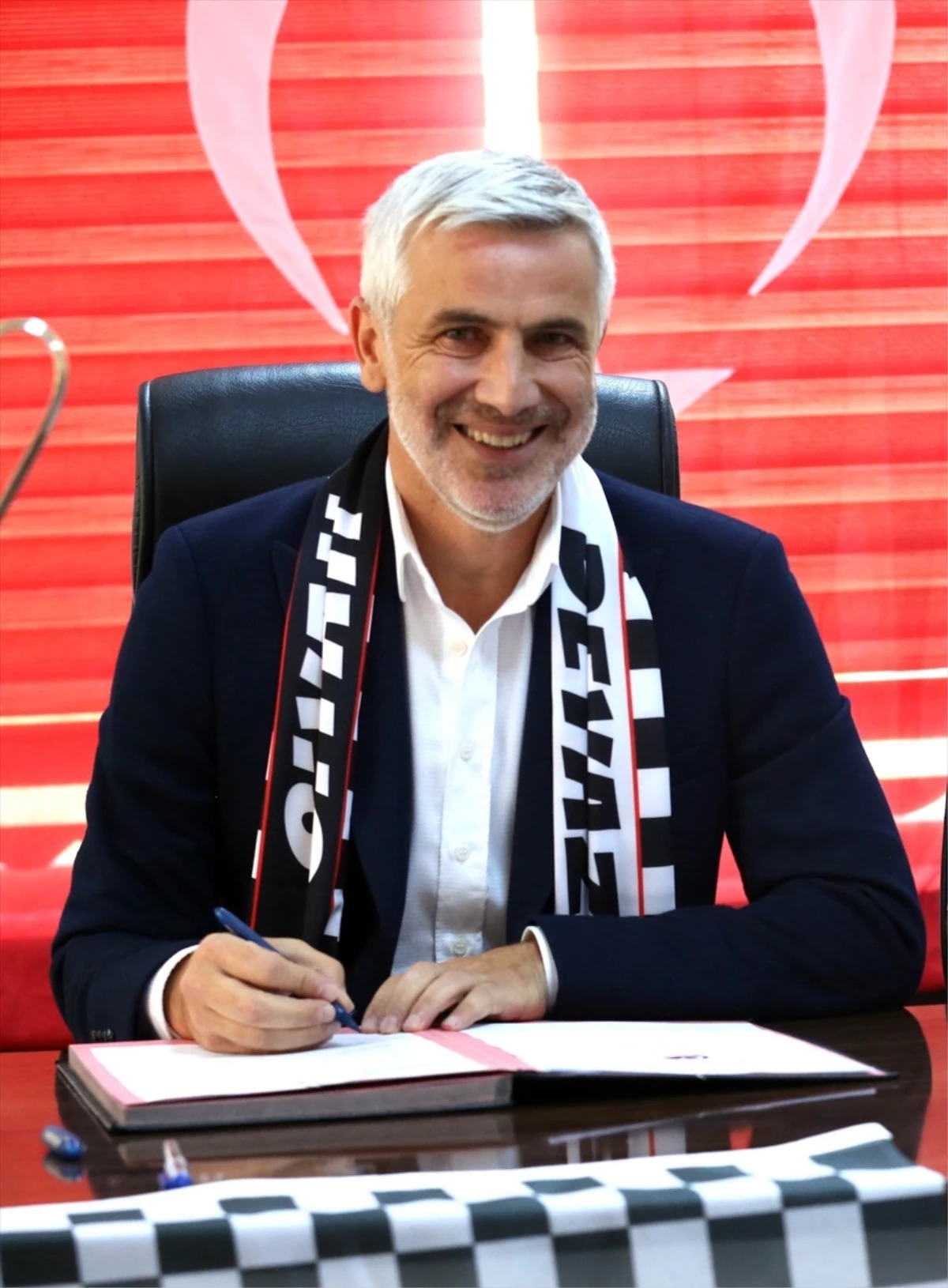 68 Aksaray Belediyespor, Teknik Direktör Karaveli ile Anlaşma Sağladı