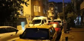 İzmir'de Anne ve Oğlu Evlerinde Ölü Bulundu