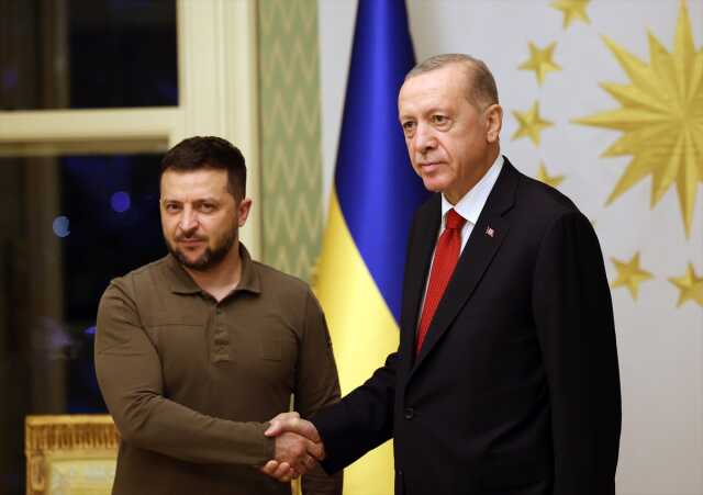 Cumhurbaşkanı Recep Tayyip Erdoğan, Ukrayna Devlet Başkanı Volodimir Zelenski'yle görüşüyor Cumhurbaşkanı Recep Tayyip Erdoğan, Ukrayna Devlet Başkanı Volodimir Zelenski'yle görüşüyor