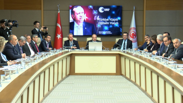 Dijital Dönüşüm Ofisi Başkanı Koç'tan '85 milyon kişinin e-Devlet verisi çalındı' iddialarına yanıt: Kullanıcı sayısı halihazırda 63 milyon