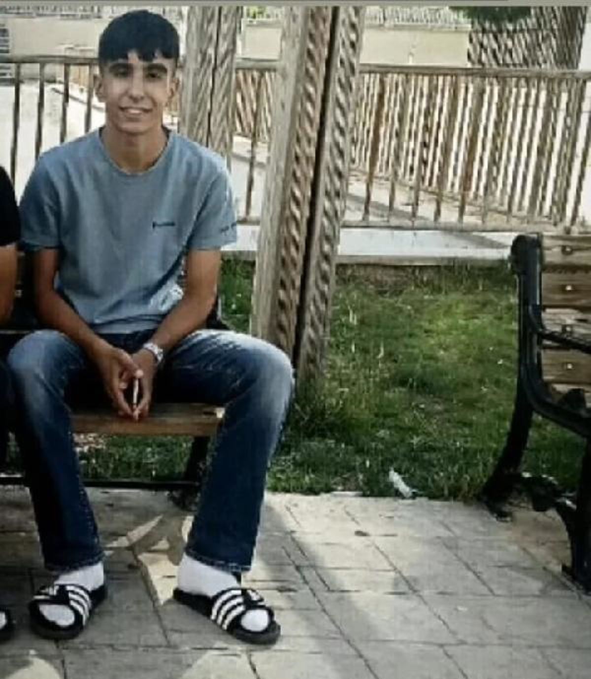 Diyarbakır\'da 16 yaşındaki genç pencereden düşerek hayatını kaybetti