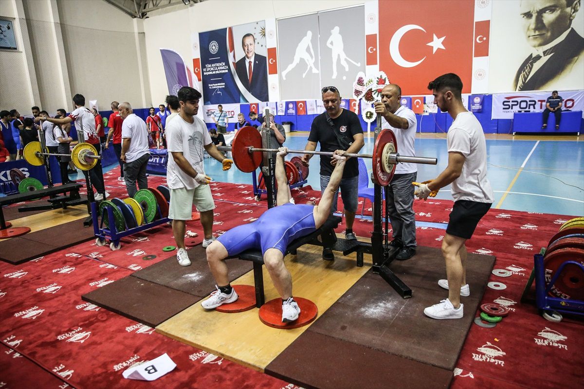Görme Engelliler Halter Türkiye Şampiyonası Mersin\'de Son Buldu