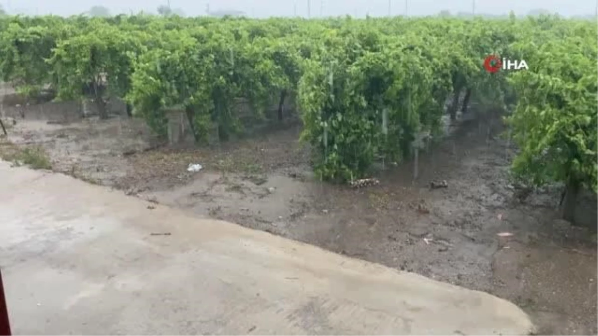 Manisa\'da şiddetli yağış hayatı olumsuz etkiledi