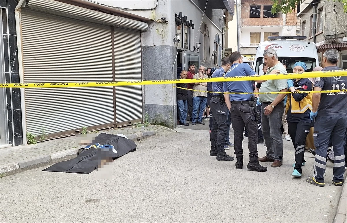 Samsun\'da bir kadın dördüncü kattan düşerek hayatını kaybetti