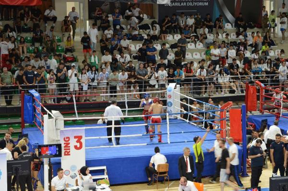 Türkiye Kick Boks Şampiyonası Mardin\'de Başladı