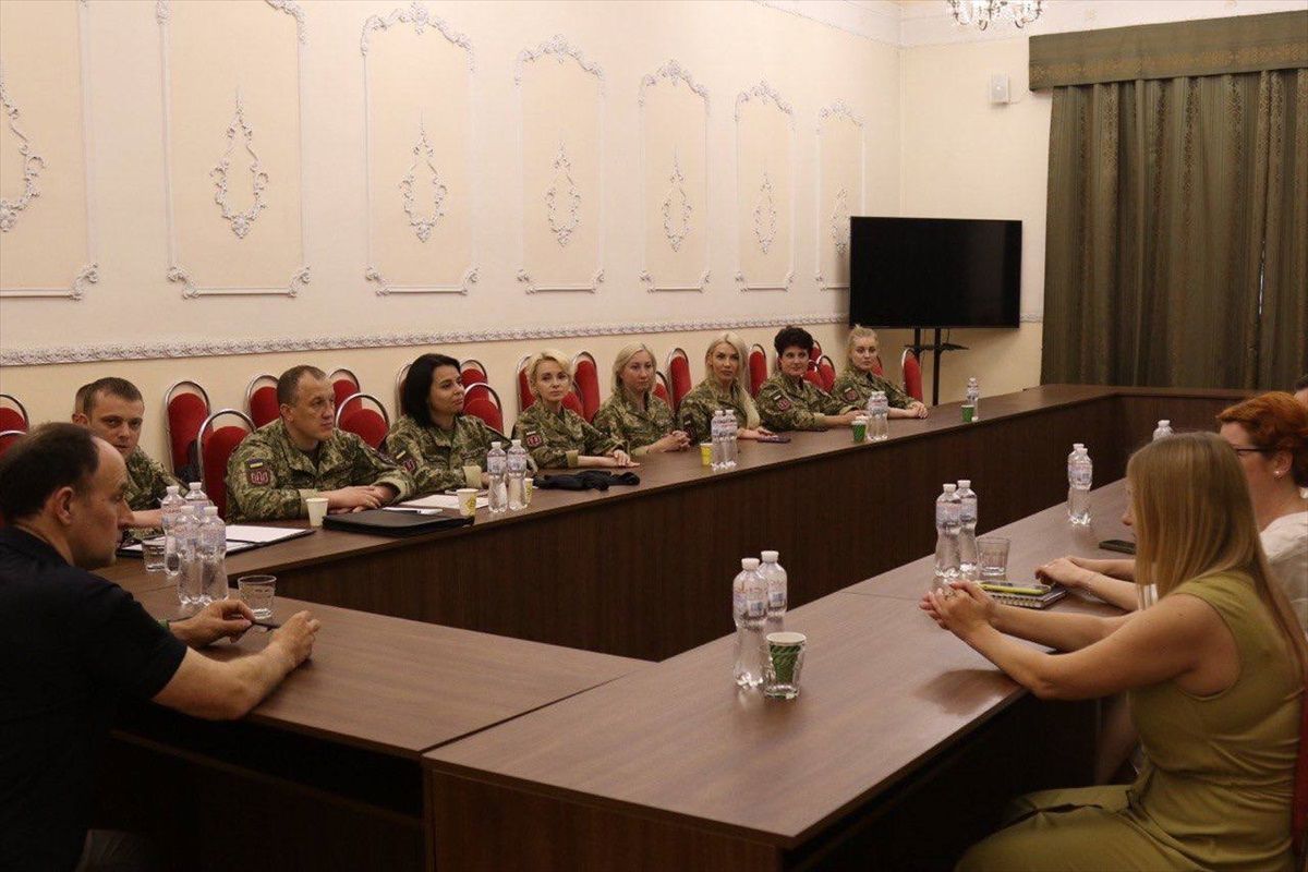 Ukrayna Silahlı Kuvvetlerinde 5 Bin Kadın Asker Cephede Görev Yapıyor