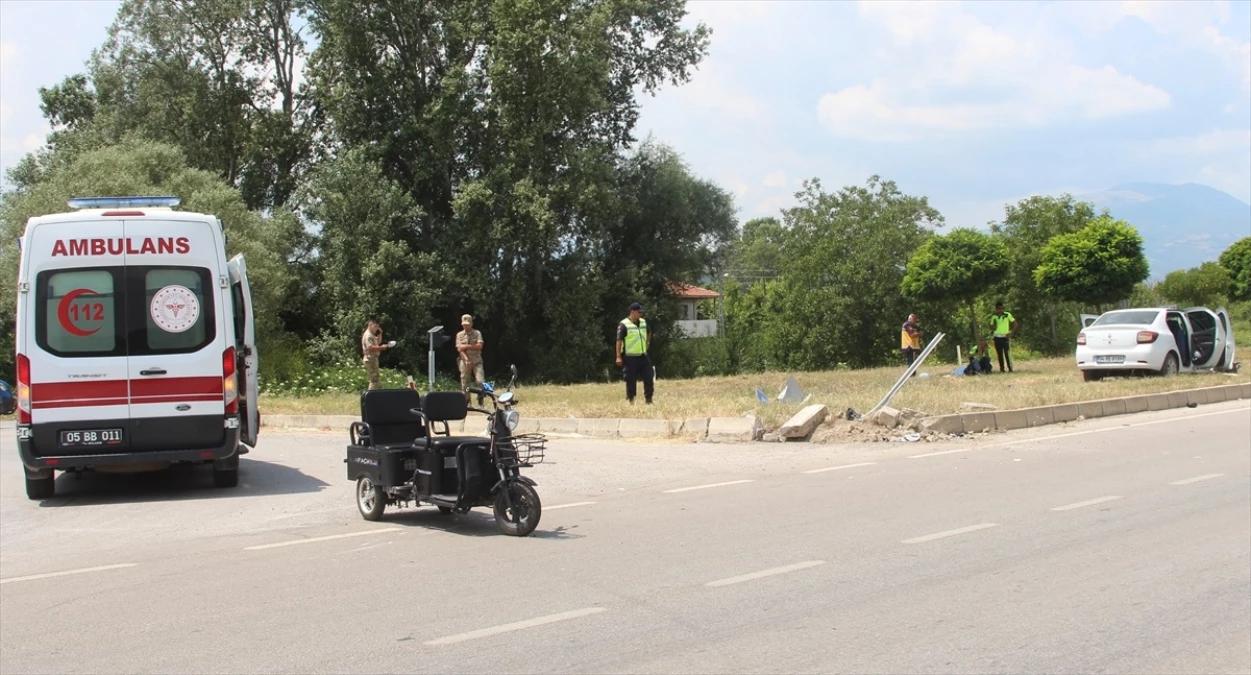 Amasya\'da trafik kazasında 5 kişi yaralandı