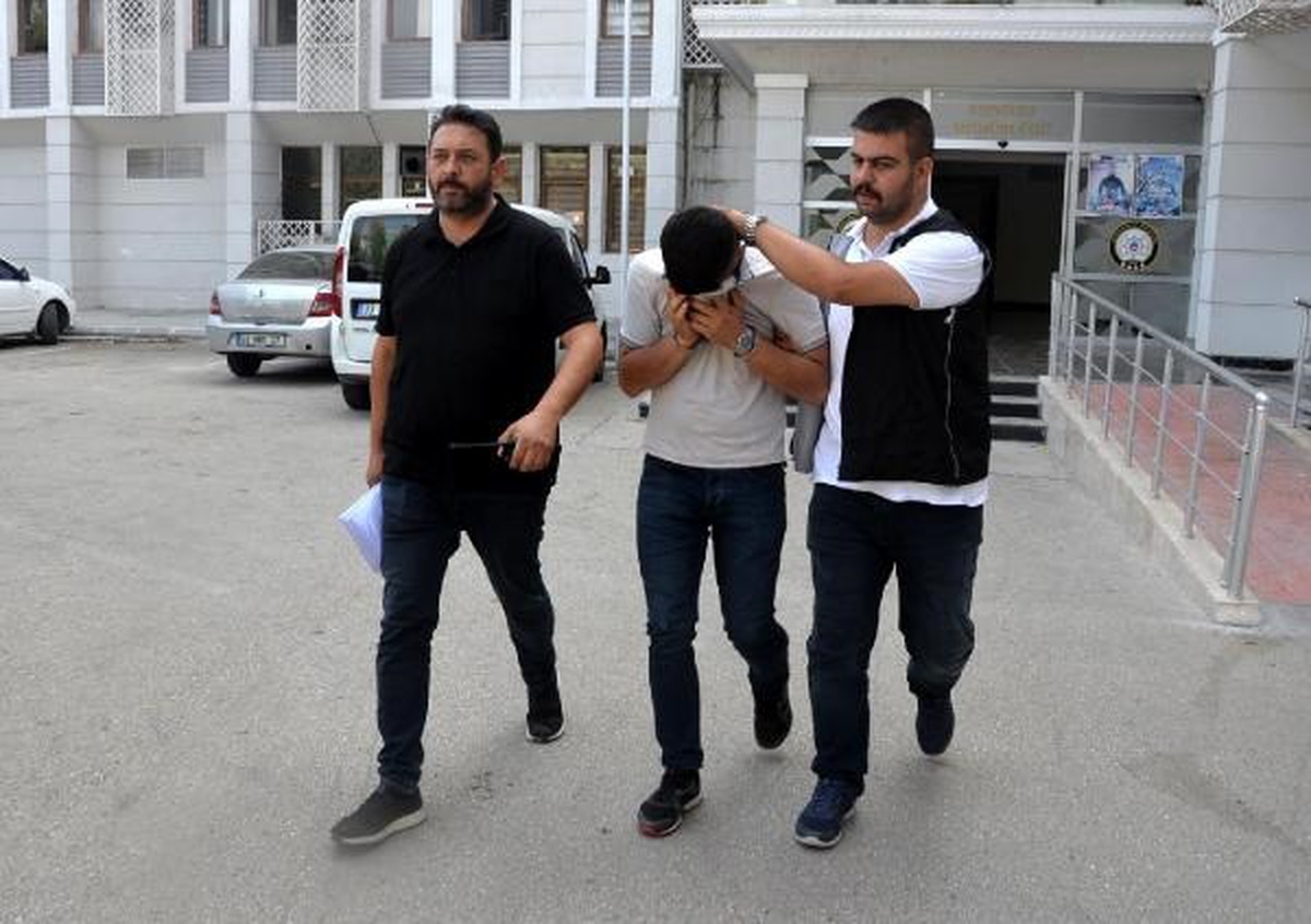 Mersin\'de evlere girerek hırsızlık yapan şüpheli yakalandı (2)