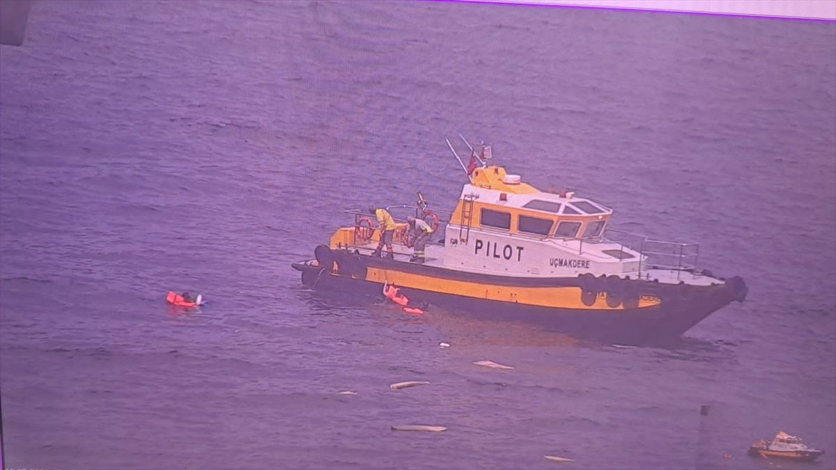 Tekirdağ\'da Alabora Olan 4 Kişi Kurtarıldı