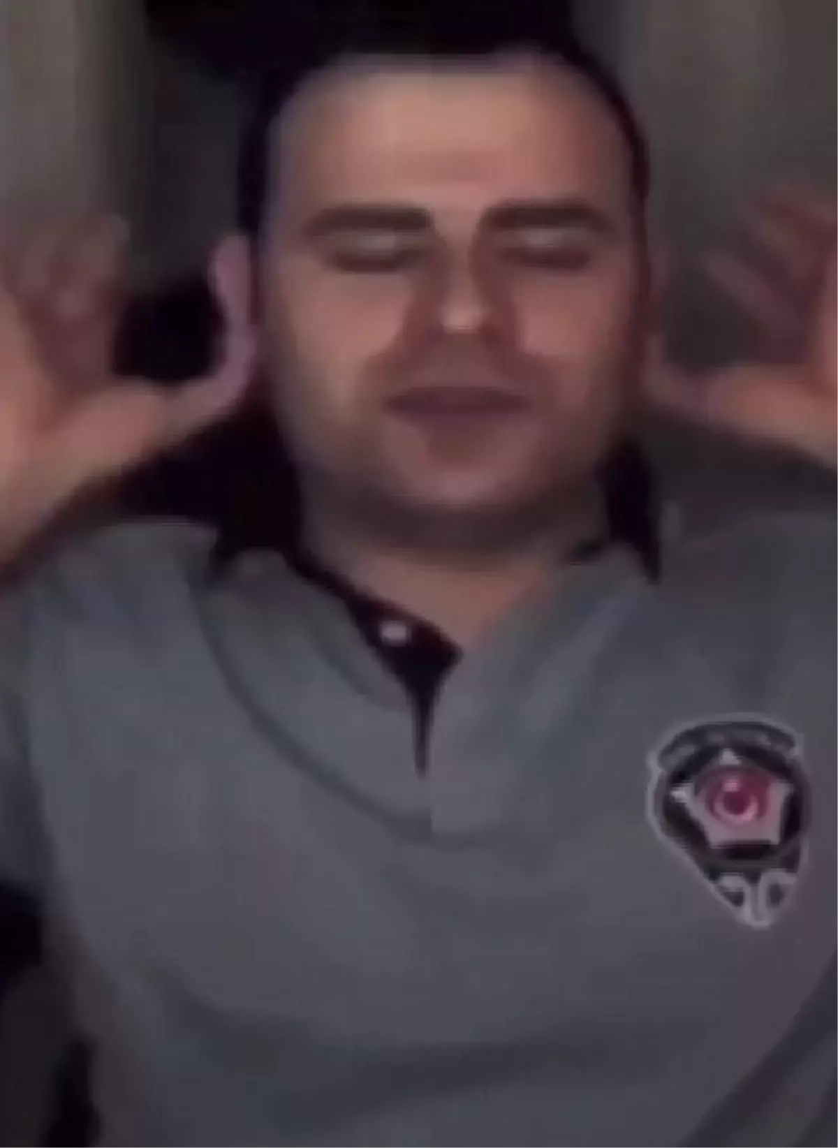 Özel güvenlik görevlisi namazla dalga geçtiği video nedeniyle gözaltına alındı