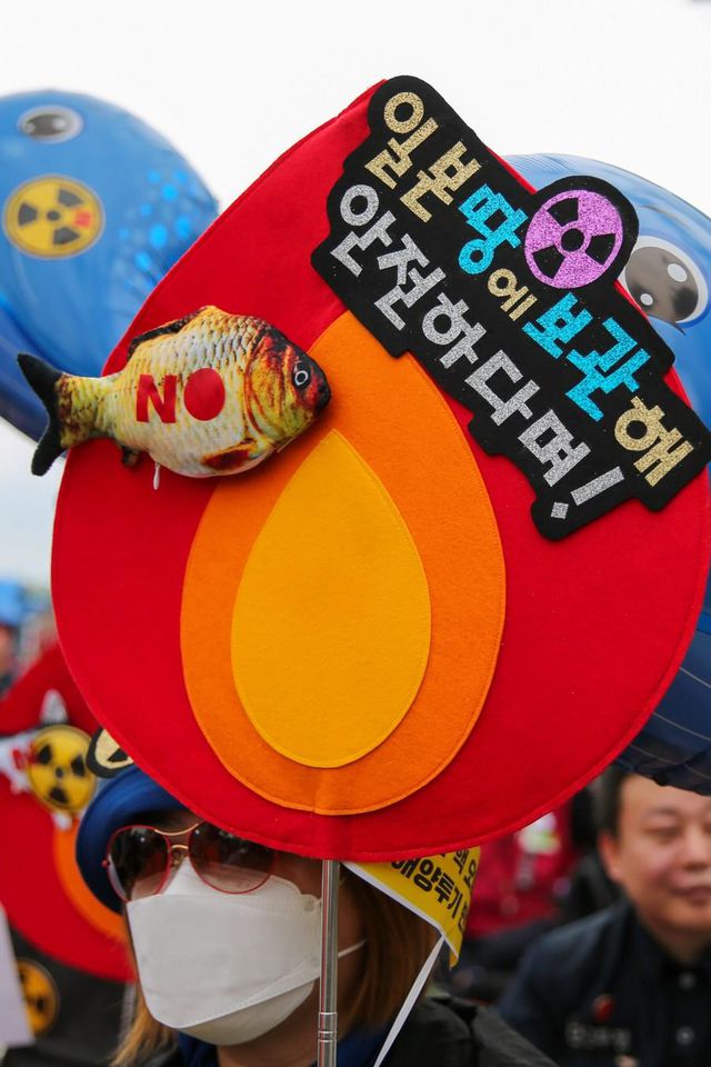 Güney Koreliler, Japonya'nın Nükleer Atık Su Planına İlişkin Uaea Raporunu Protesto Etti