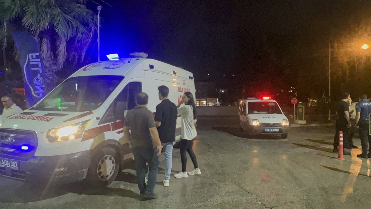 Gebze\'de asker eğlencesinde çıkan kavgada 1 kişi yaralandı