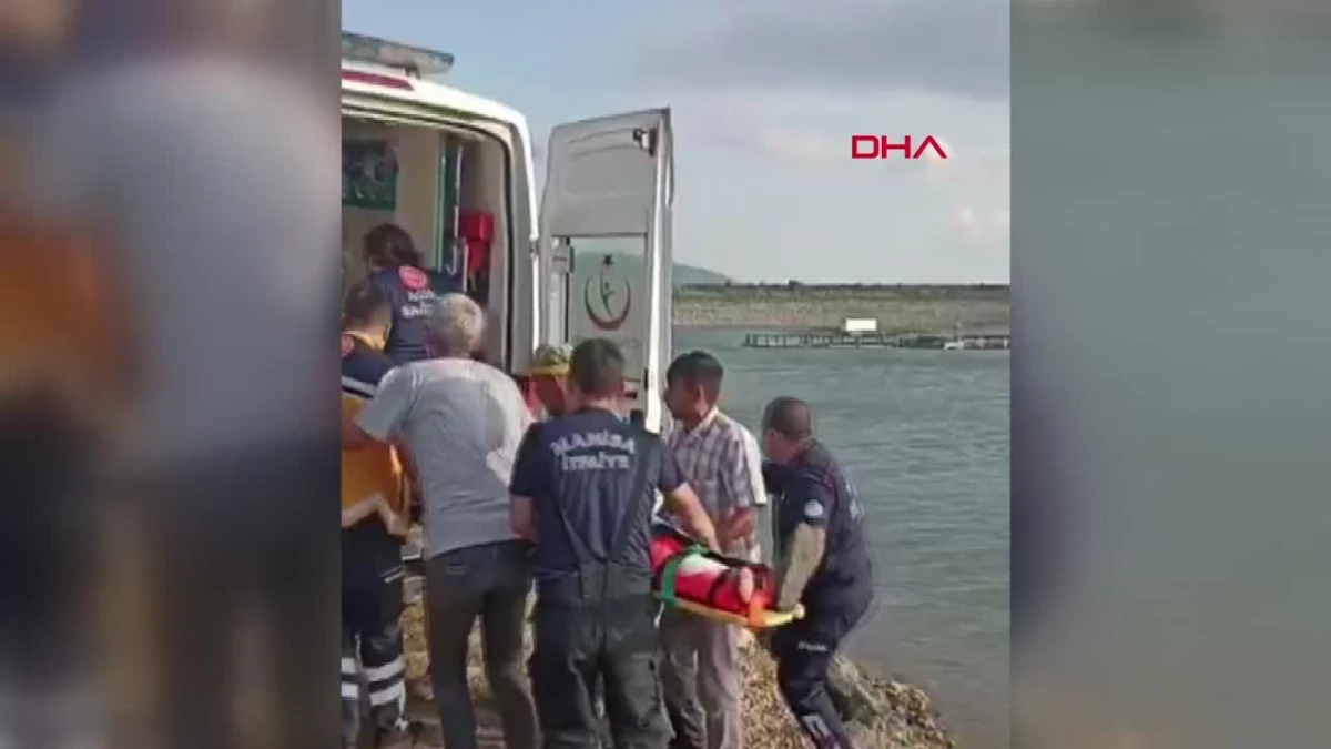 Soma\'da balık tutarken kayalıklardan düşen kişi kurtarıldı
