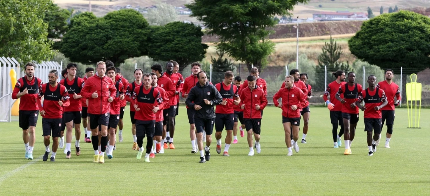 Demir Grup Sivasspor, yeni sezon hazırlıklarına devam ediyor