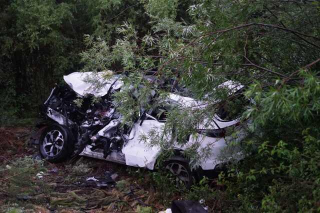 Tatil için yola çıkan aileyi kaza ayırdı: Anne ve baba öldü, çocukları yaralandı Tatil için yola çıkan aileyi kaza ayırdı: Anne ve baba öldü, çocukları yaralandı