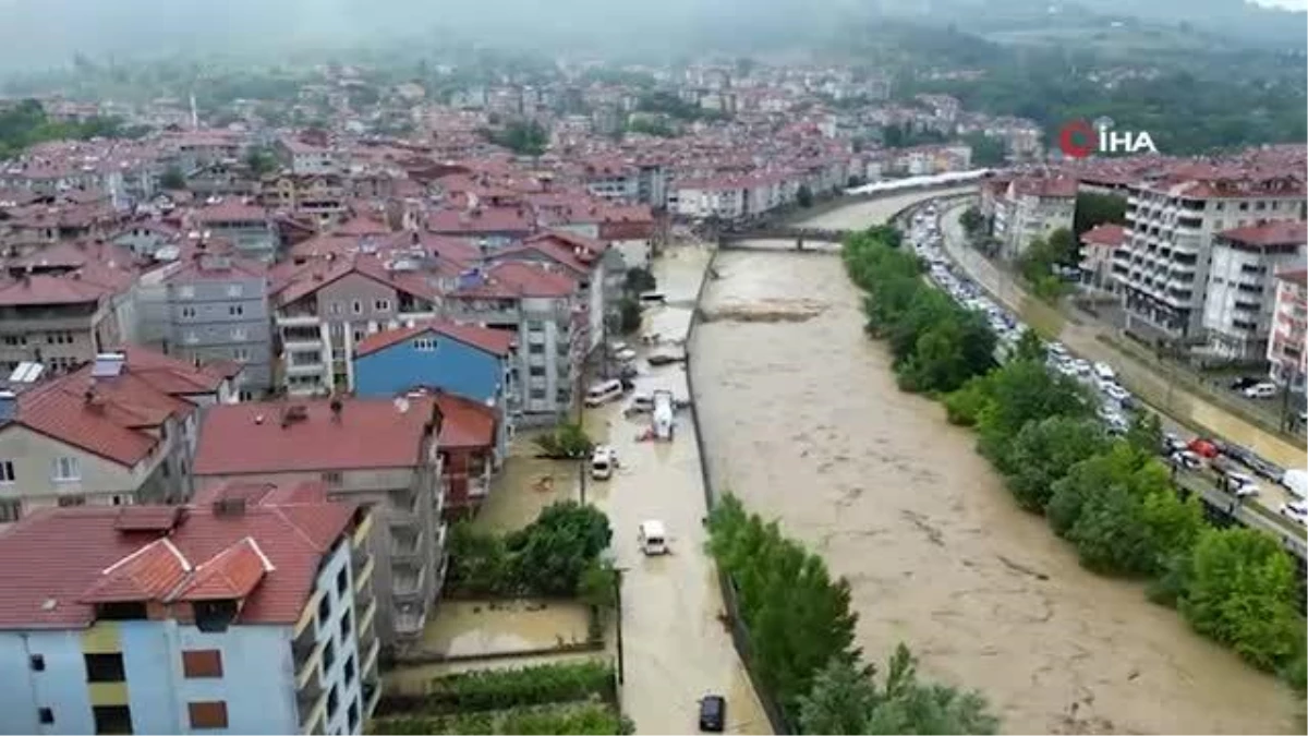 Zonguldak\'taki sel felaketi dron ile havadan görüntülendi