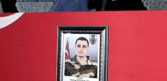 Pençe-Şimşek Operasyonunda Şehit Olan Piyade Sözleşmeli Er Furkan Günergök Toprağa Verildi
