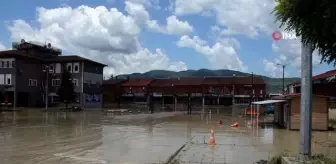 Çaycuma'da selin vurduğu galerici esnafından belediyeye tepki