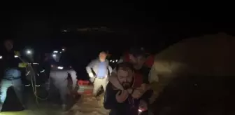 Düzce'de Sel Felaketi: Kurtarılan 6 Kişi ve Sürüklenen Ev