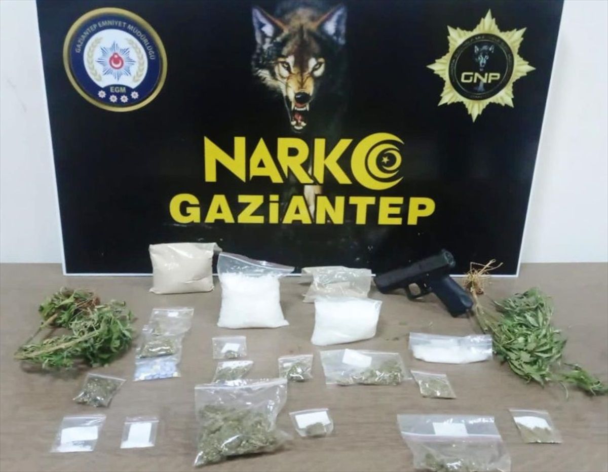 Gaziantep\'te Uyuşturucu Operasyonunda 10 Şüpheli Gözaltına Alındı