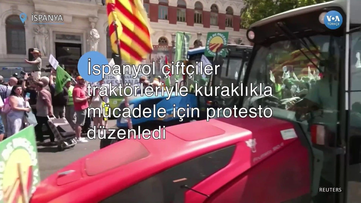 İspanyol çiftçiler traktörleriyle kuraklıkla mücadele için protesto düzenledi