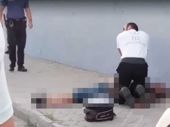 Kadın, kendisini evlenme vaadiyle kandıran adamı öldürdü Kadın, kendisini evlenme vaadiyle kandıran adamı öldürdü