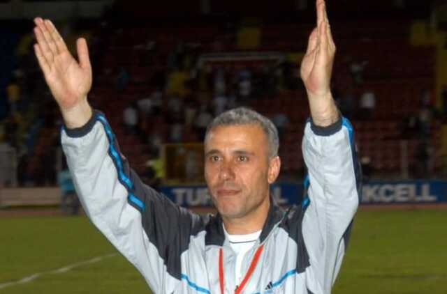Kalbi evlat acısına daha fazla dayanamadı! Fenerbahçe'nin eski futbolcusu Ümit Birol hayatını kaybetti Kalbi evlat acısına daha fazla dayanamadı! Fenerbahçe'nin eski futbolcusu Ümit Birol hayatını kaybetti