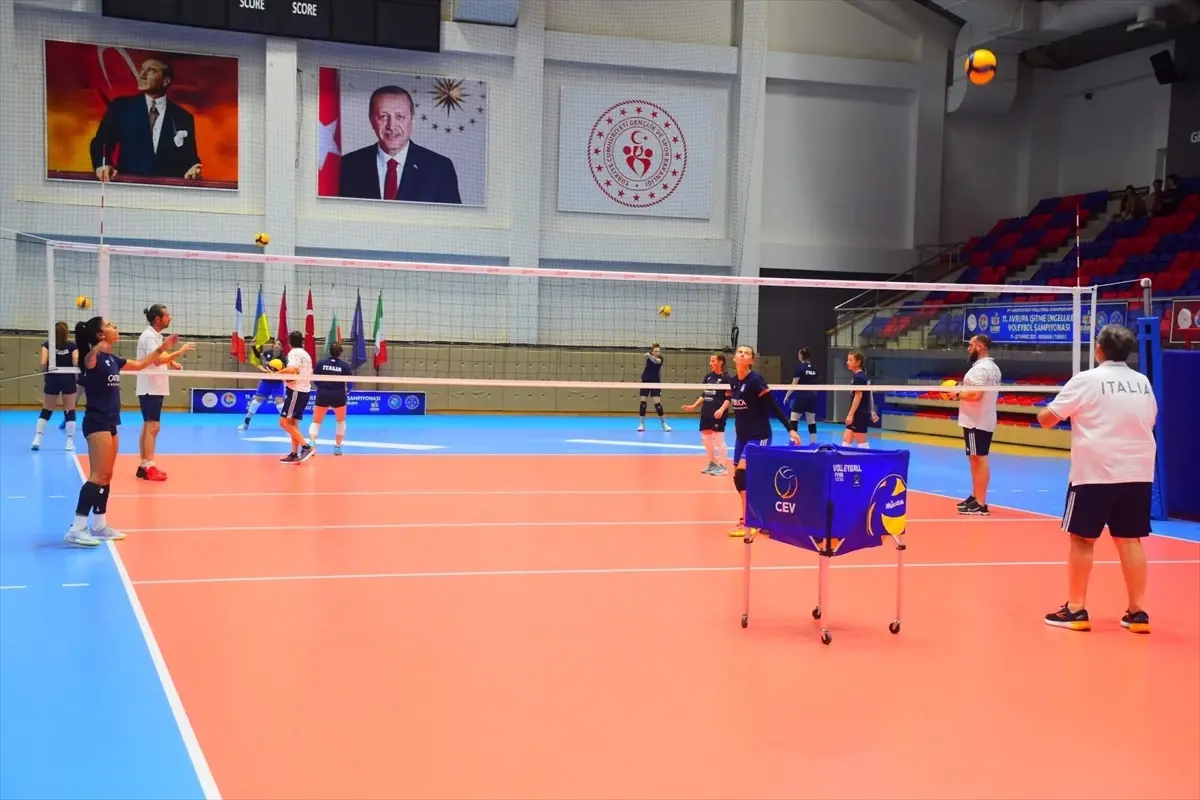 Karabük\'te Avrupa İşitme Engelliler Voleybol Şampiyonası öncesi takımlar antrenman yaptı