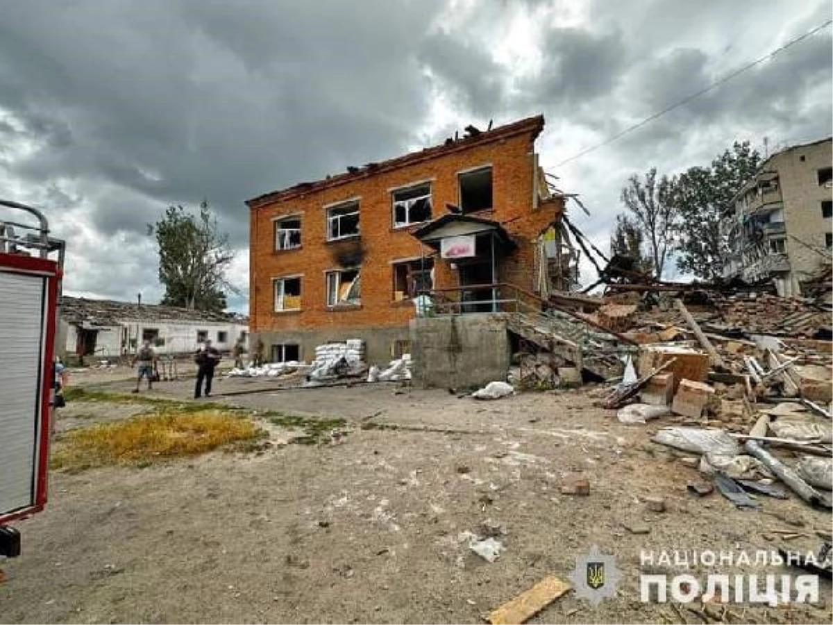 Rusya, Ukrayna\'nın Zaporijya kentindeki okulu vurdu: 4 ölü, 11 yaralı