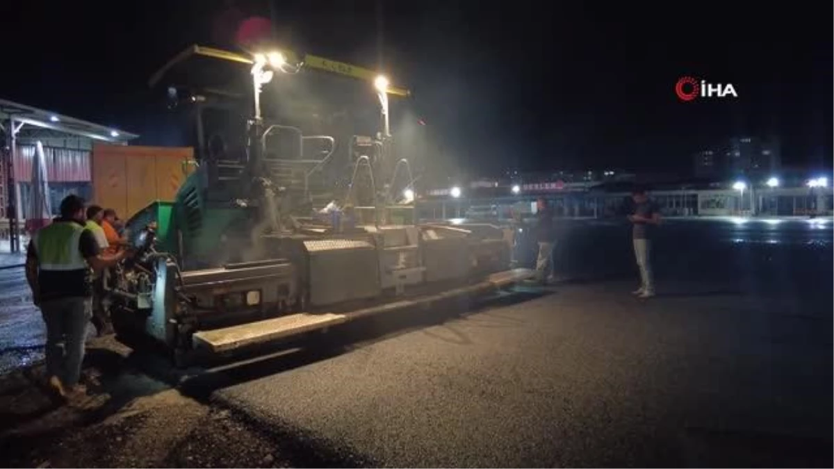 Toptancılar Sebze Hali\'nde asfalt yenileme çalışması başladı