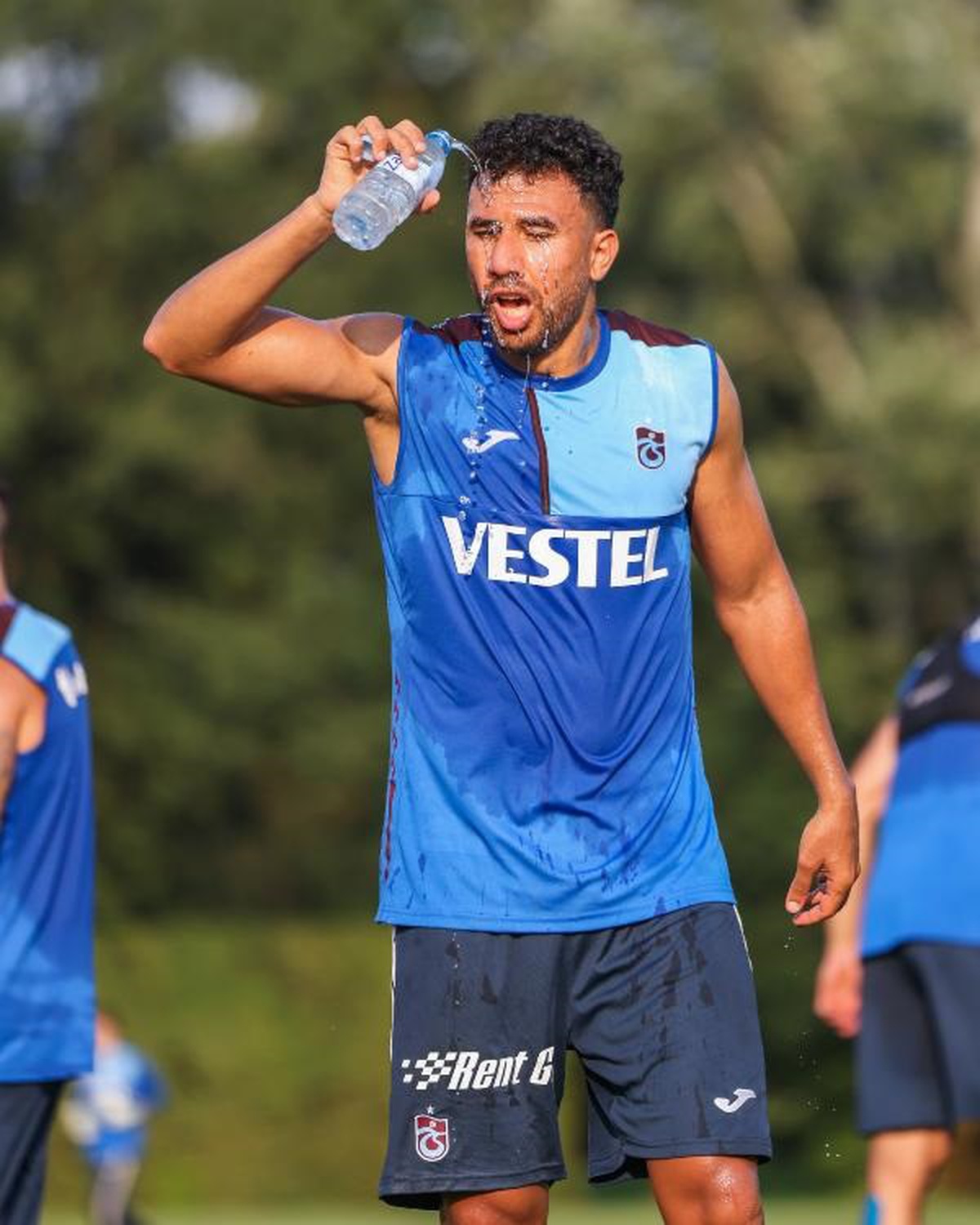 Trabzonspor, Slovenya kampının ilk haftasını çift idmanla tamamladı
