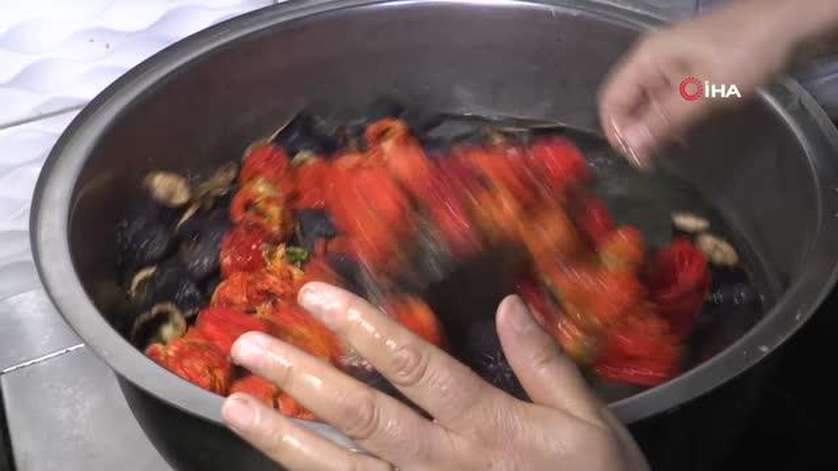 Vejetaryenlerin Vazgeçilmez Yemeği: Zeytinyağlı Kuru Dolma
