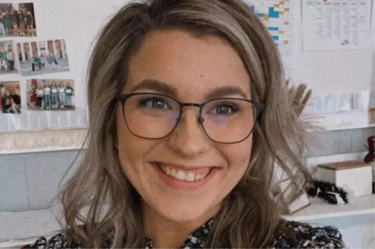 Amerika'da bir öğretmen öğrencisiyle mezarlıkta ilişkiye girdiğini itiraf etti