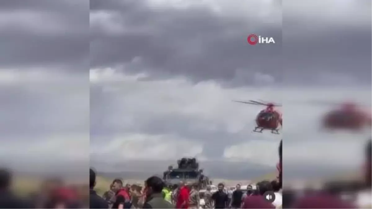 Askeri araçla otomobil çarpıştı: 1 ölü, 13 asker yaralı